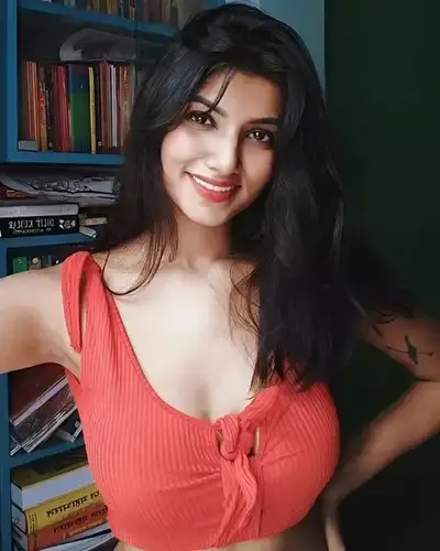 Escort Santrampur